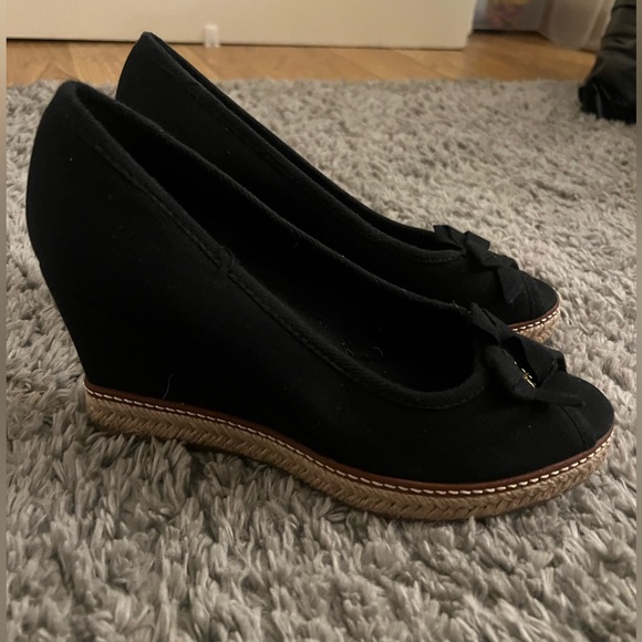 Tory Burch Wedge Sandal - Picture 4 of 7